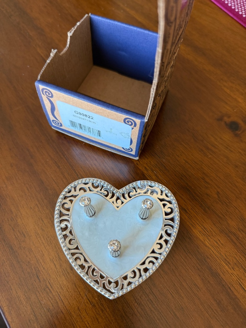 Brighton Lacie Daisy Heart-Shaped Jewelry Holder in Silver and Cream - Picture 3 of 5